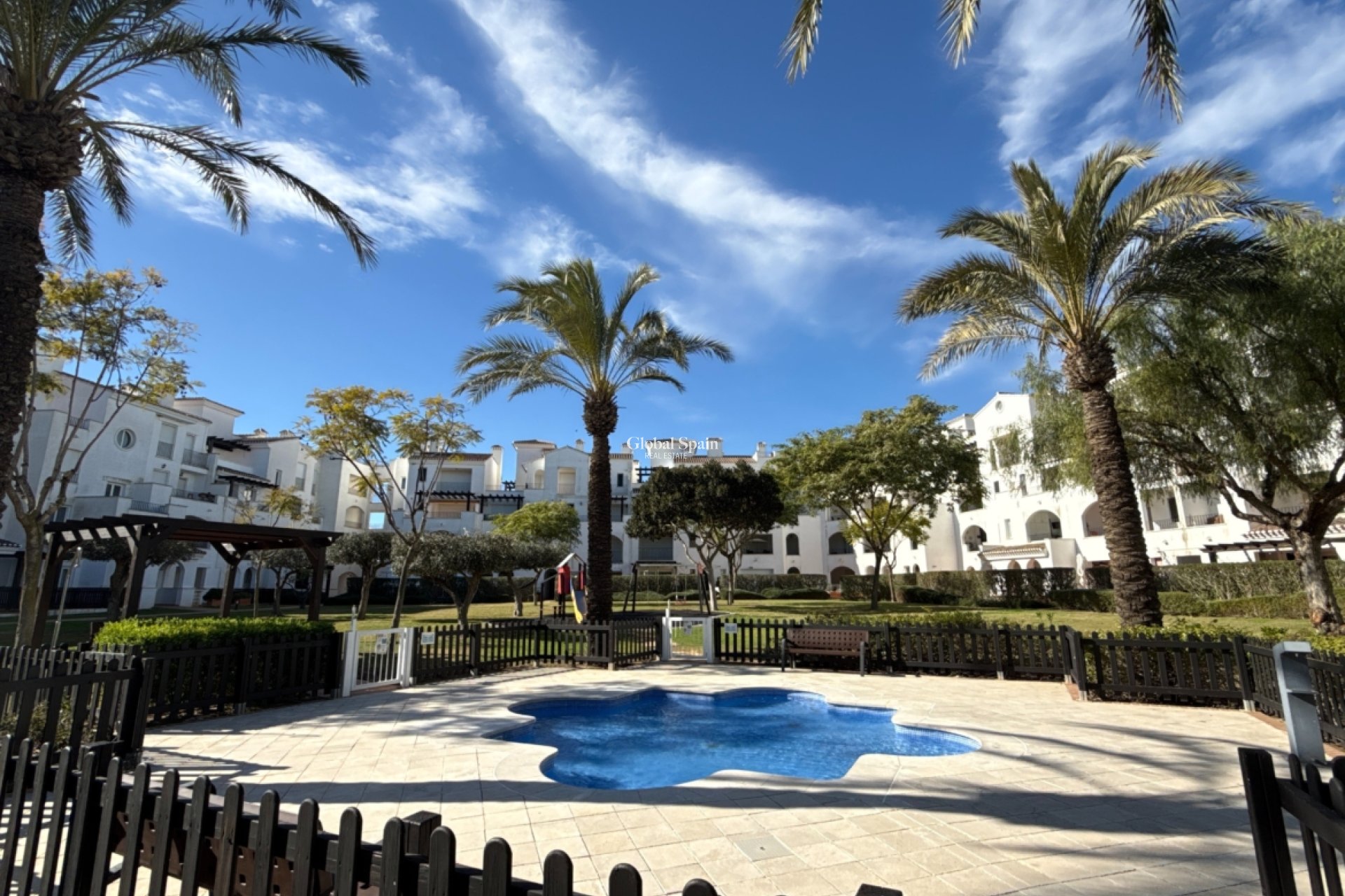 Revente - APPARTEMENT -
LA TORRE GOLF RESORT - Inland