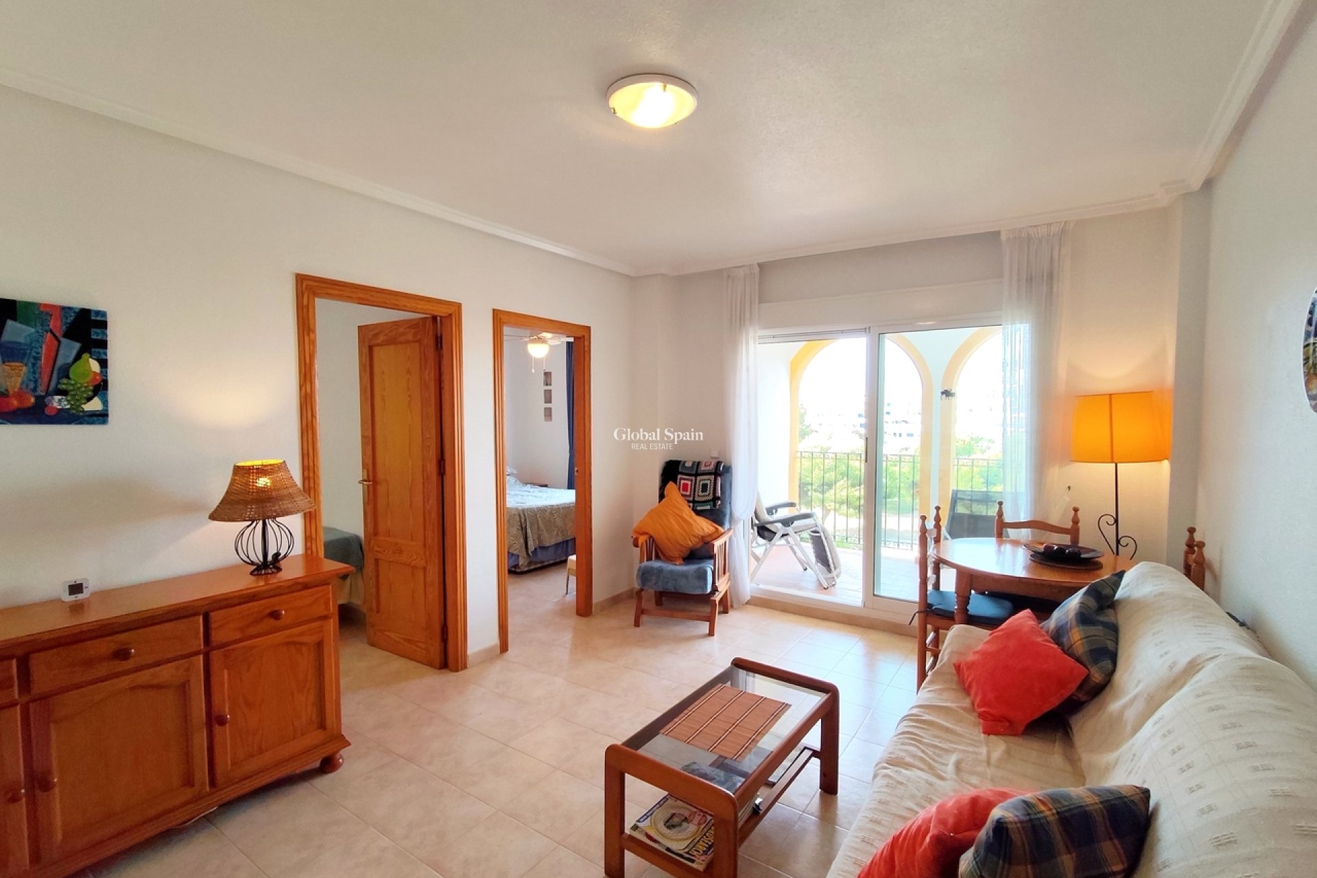 Revente - APPARTEMENT -
LA ZENIA - Costa Blanca