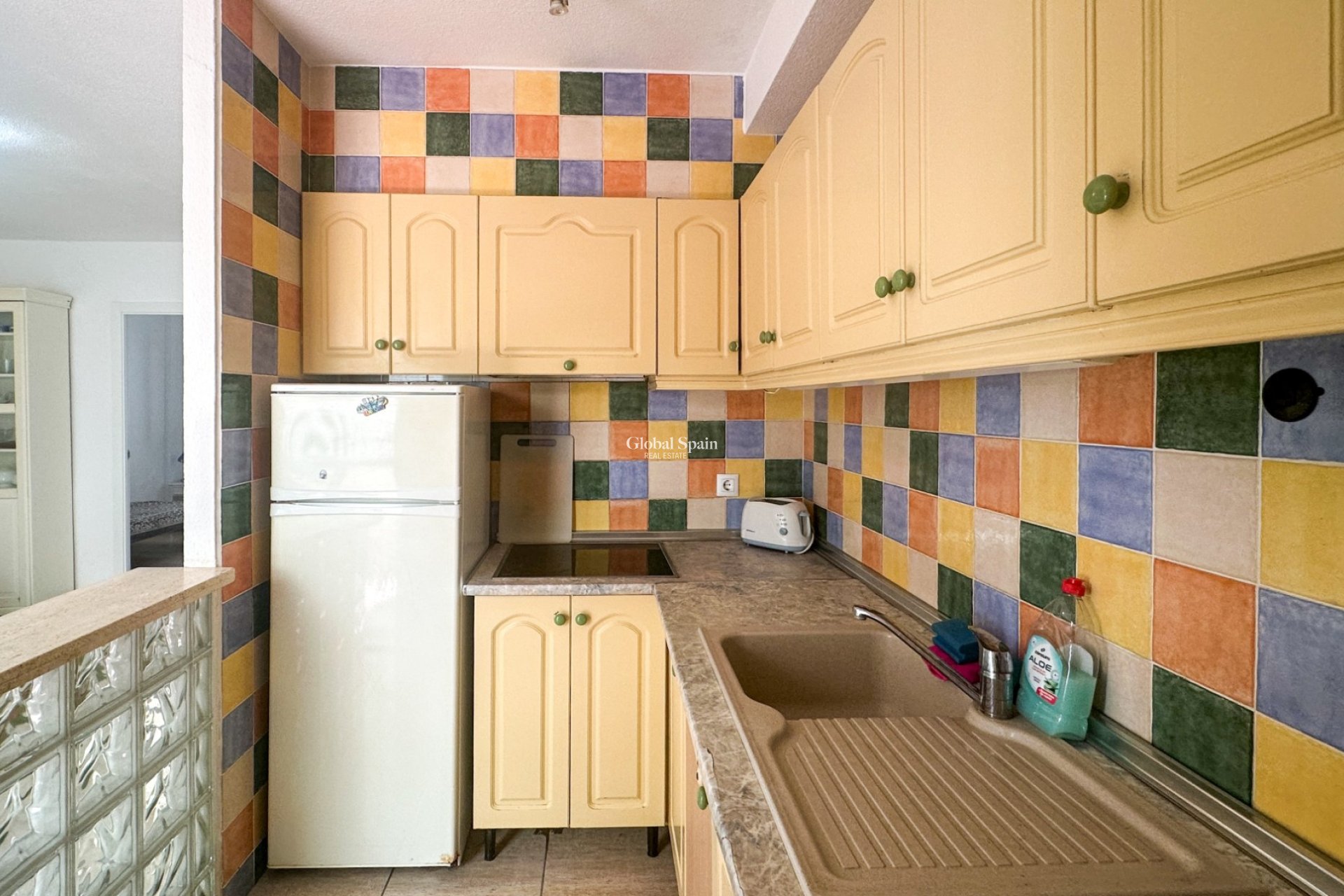 Revente - APPARTEMENT -
LA ZENIA - Costa Blanca