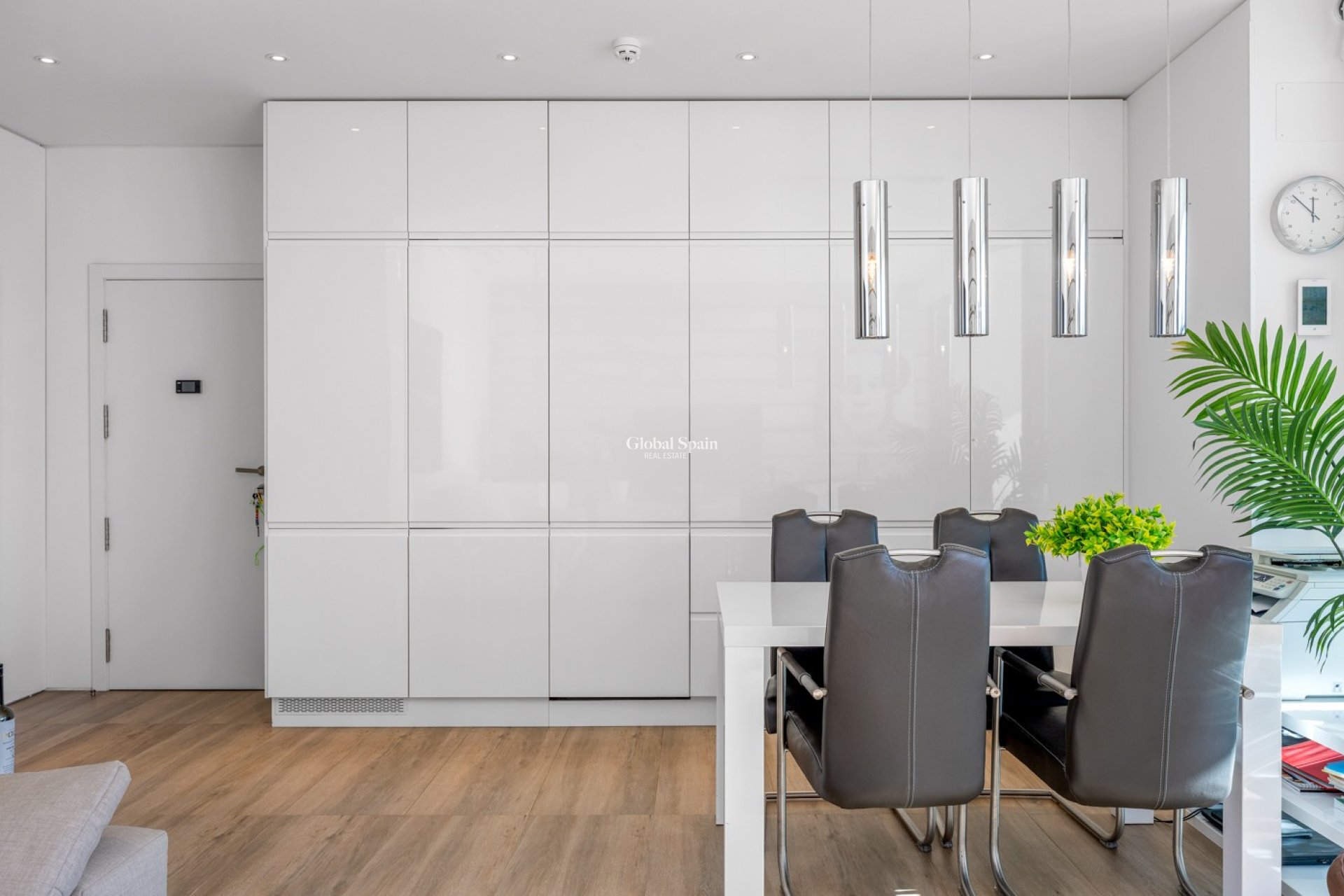 Revente - APPARTEMENT -
LAS COLINAS GOLF RESORT - Costa Blanca