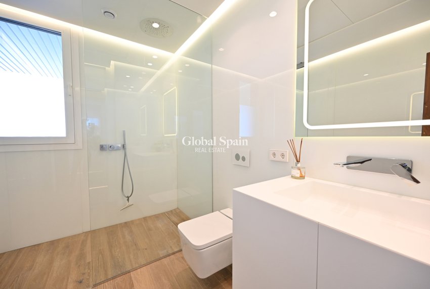 Revente - APPARTEMENT -
LAS COLINAS GOLF RESORT - Costa Blanca