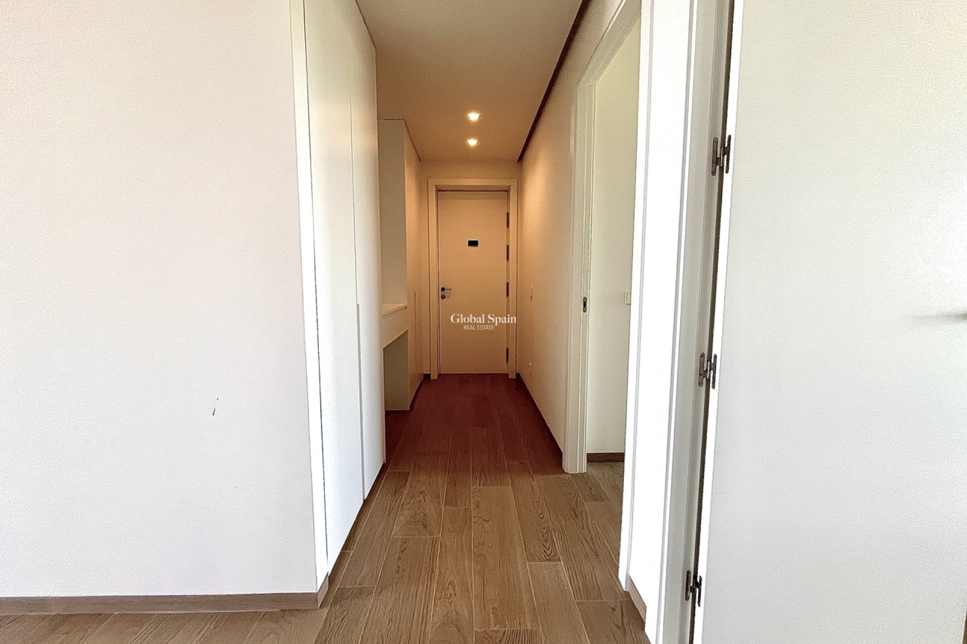 Revente - APPARTEMENT -
LAS COLINAS GOLF RESORT - Costa Blanca