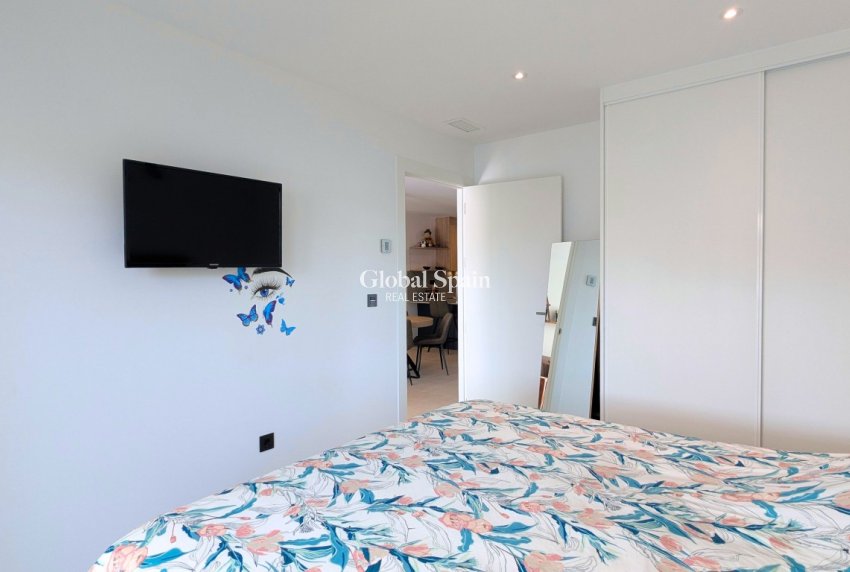Revente - APPARTEMENT -
LO CRISPÍN - Inland
