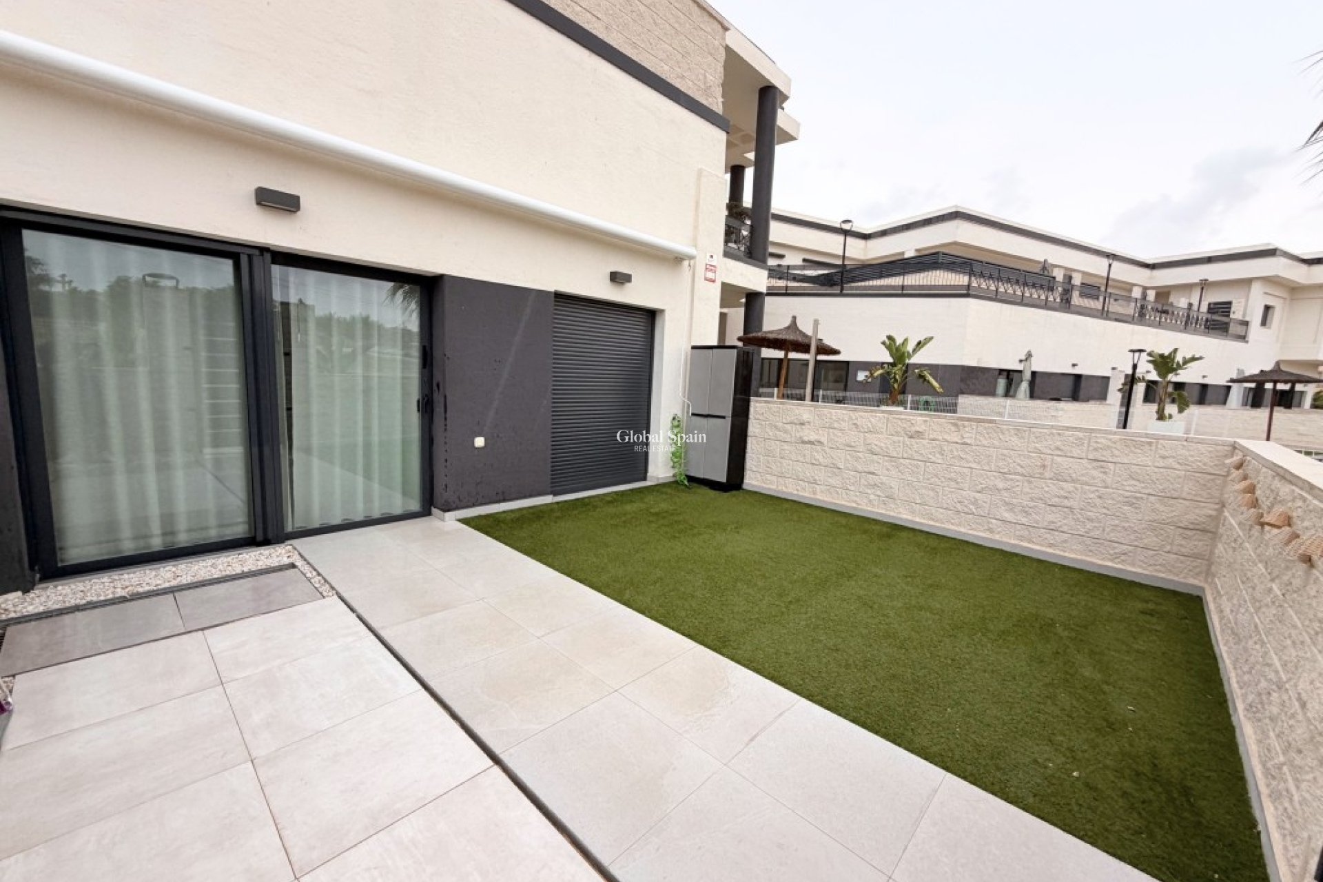 Revente - APPARTEMENT -
LO CRISPÍN - Inland
