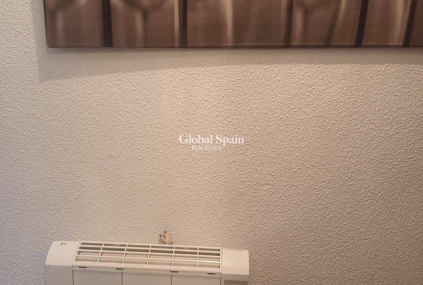 Revente - APPARTEMENT -
LO PAGÁN - La Puntica