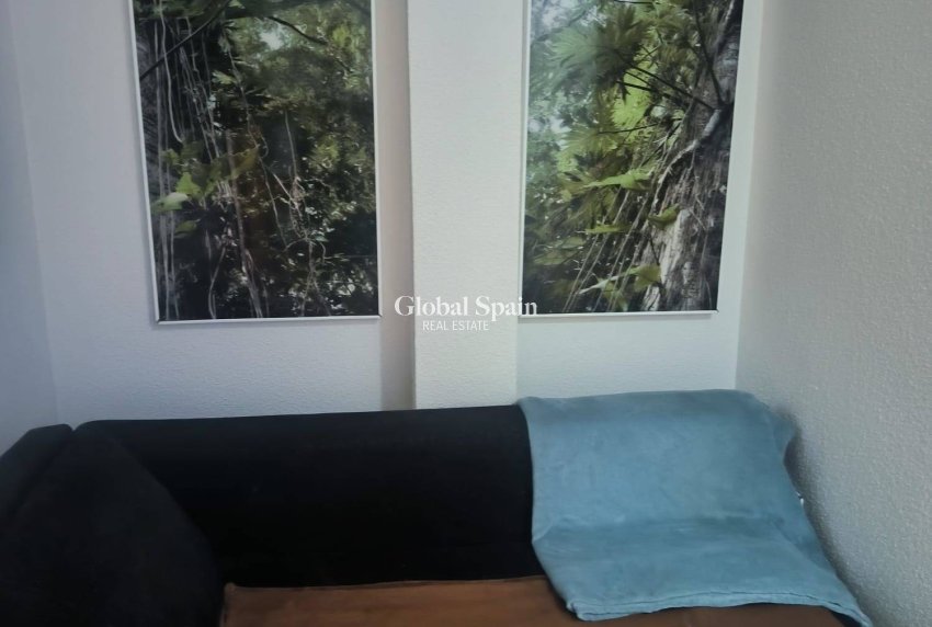 Revente - APPARTEMENT -
LO PAGÁN - La Puntica