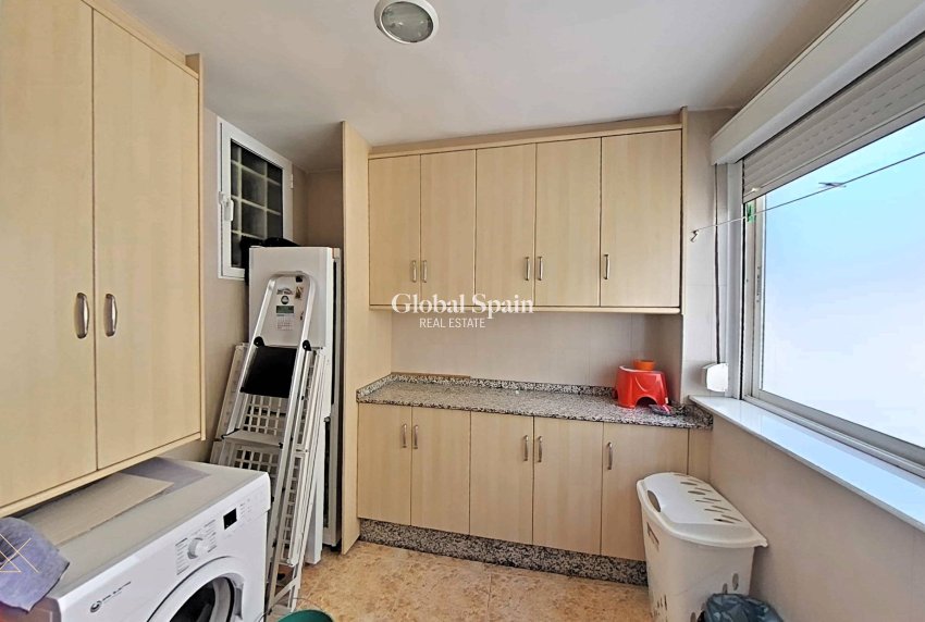 Revente - APPARTEMENT -
LO PAGÁN - La Puntica