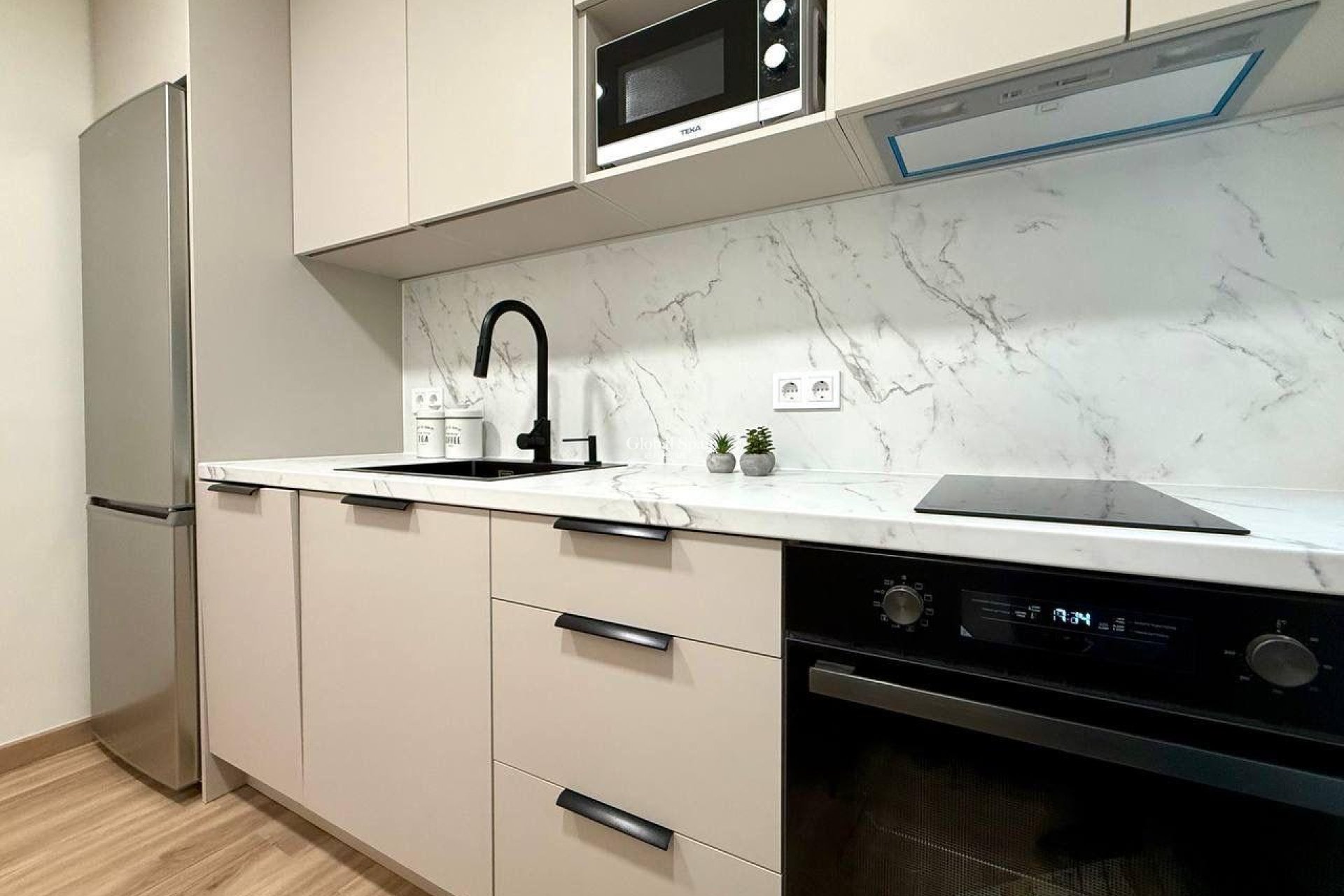Revente - APPARTEMENT -
LO PAGÁN - La Puntica