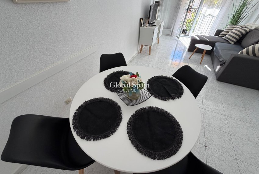 Revente - APPARTEMENT -
LO PAGÁN - Villananitos