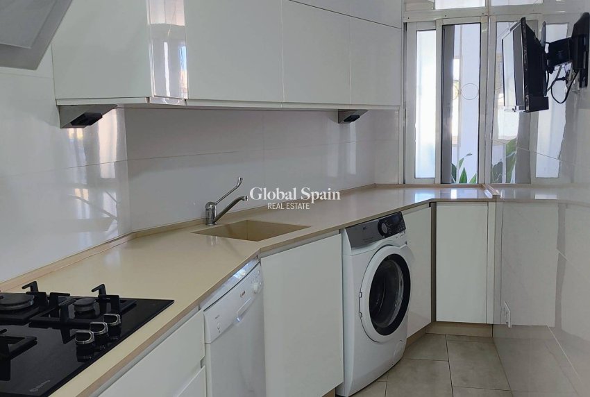 Revente - APPARTEMENT -
LO PAGÁN - Villananitos