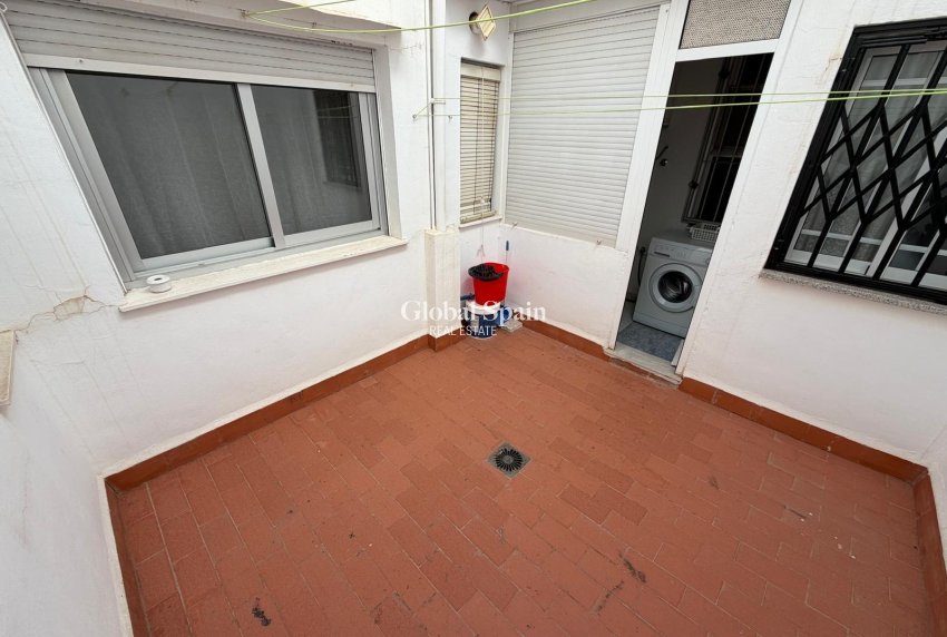 Revente - APPARTEMENT -
LO PAGÁN - Villananitos