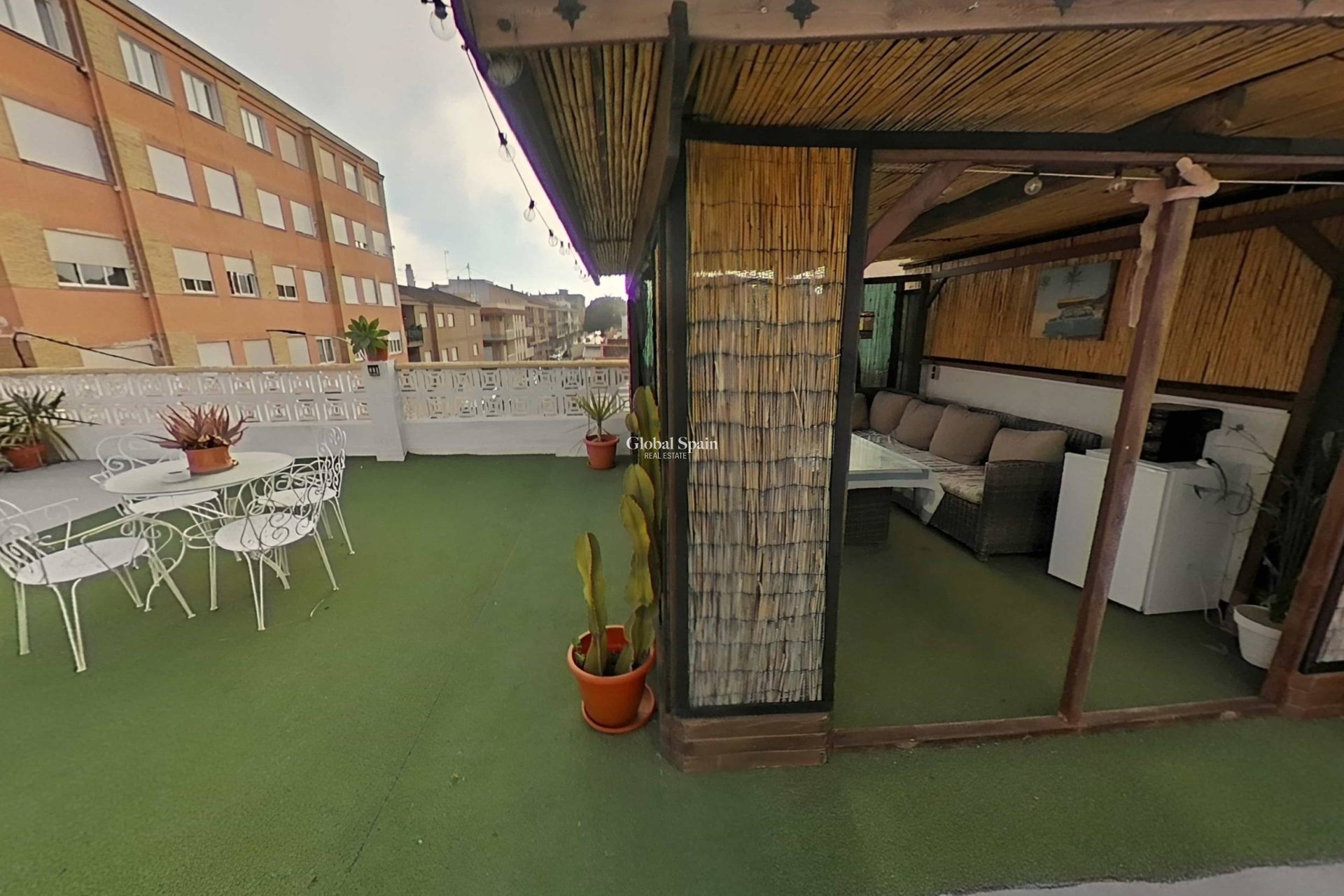 Revente - APPARTEMENT -
LO PAGÁN - Villananitos