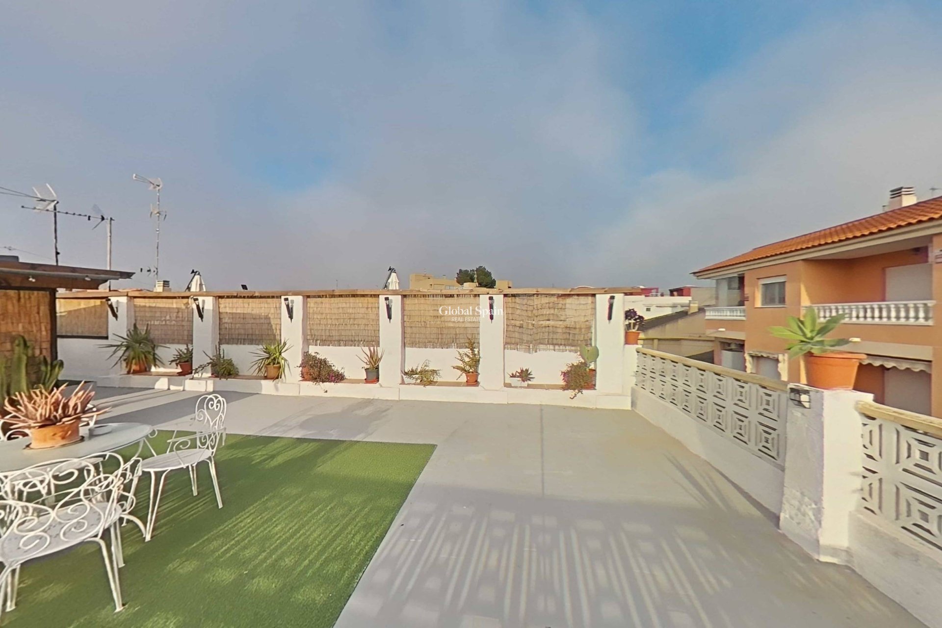 Revente - APPARTEMENT -
LO PAGÁN - Villananitos