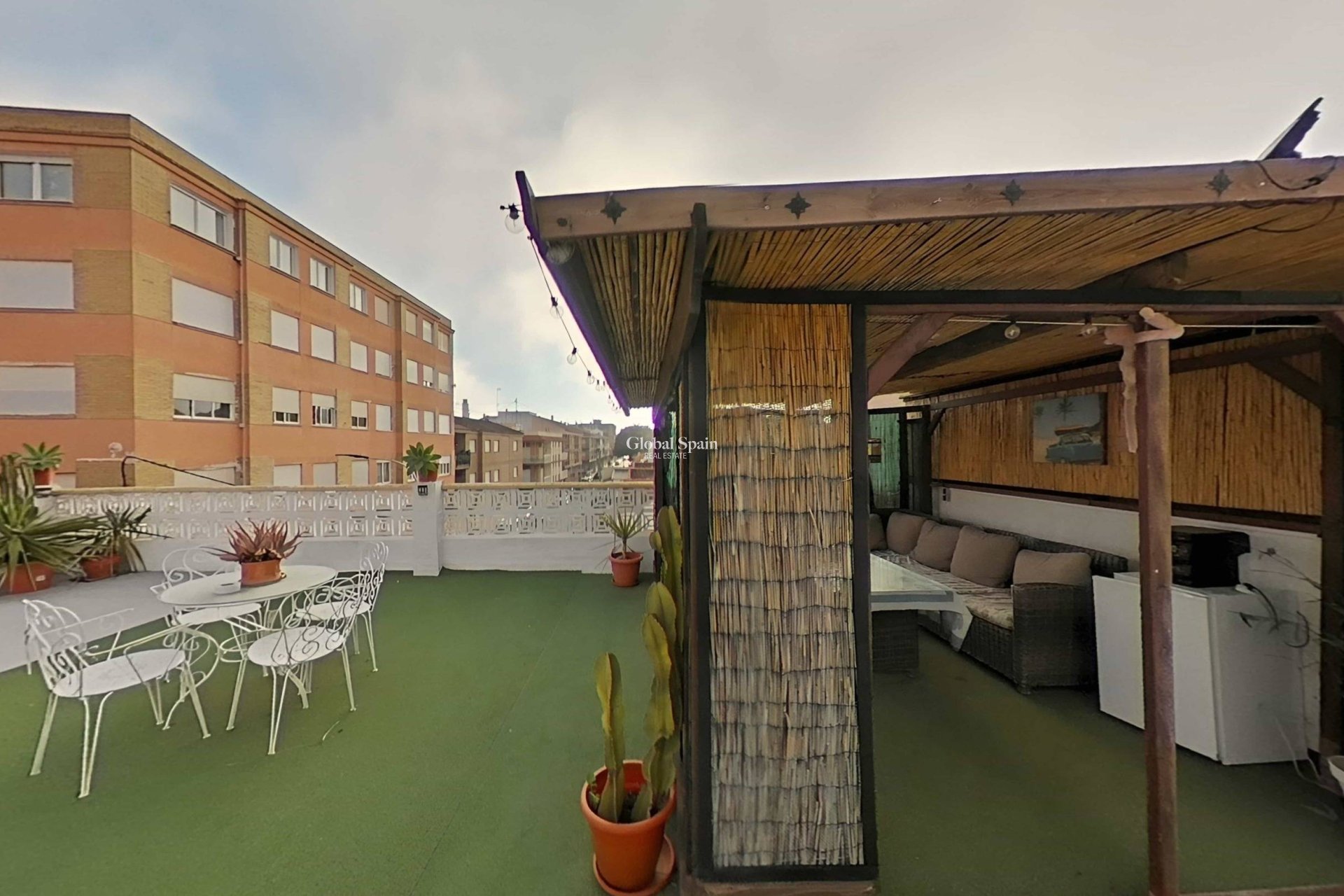 Revente - APPARTEMENT -
LO PAGÁN - Villananitos