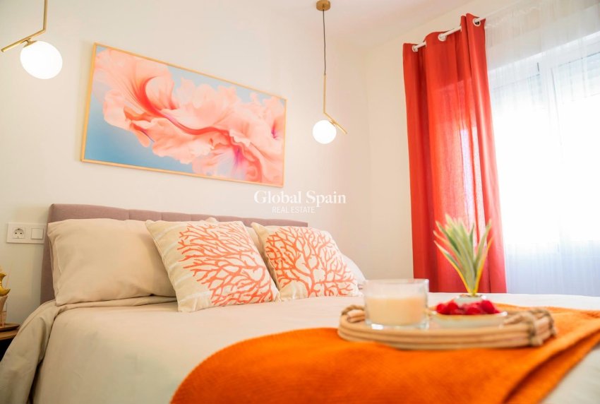 Revente - APPARTEMENT -
LO PAGÁN - Villananitos