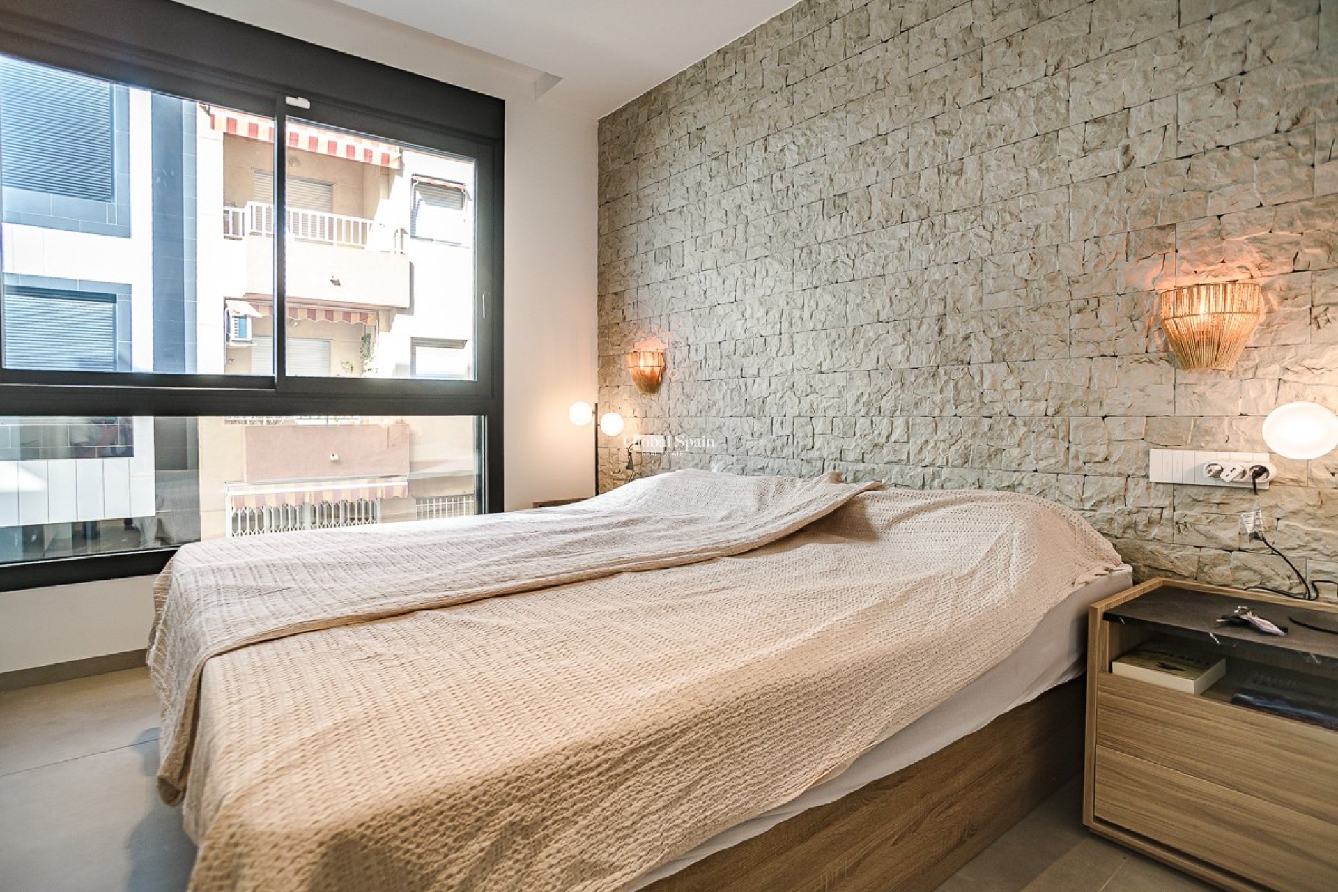 Revente - APPARTEMENT -
LO PAGÁN