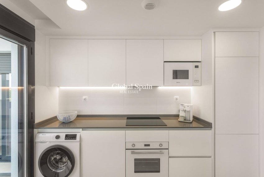 Revente - APPARTEMENT -
LOS ALCÁZARES - Dolores De Pacheco-santa Rosalía