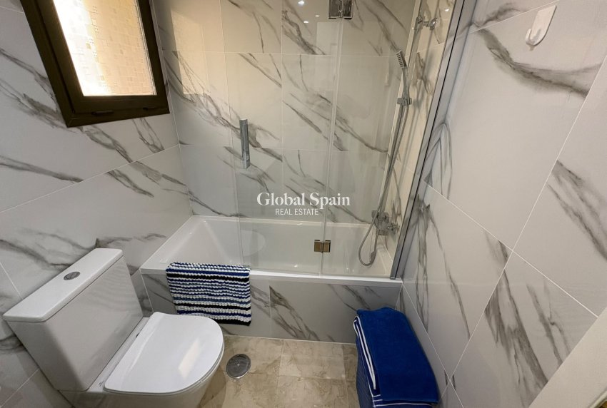 Revente - APPARTEMENT -
LOS ALCÁZARES