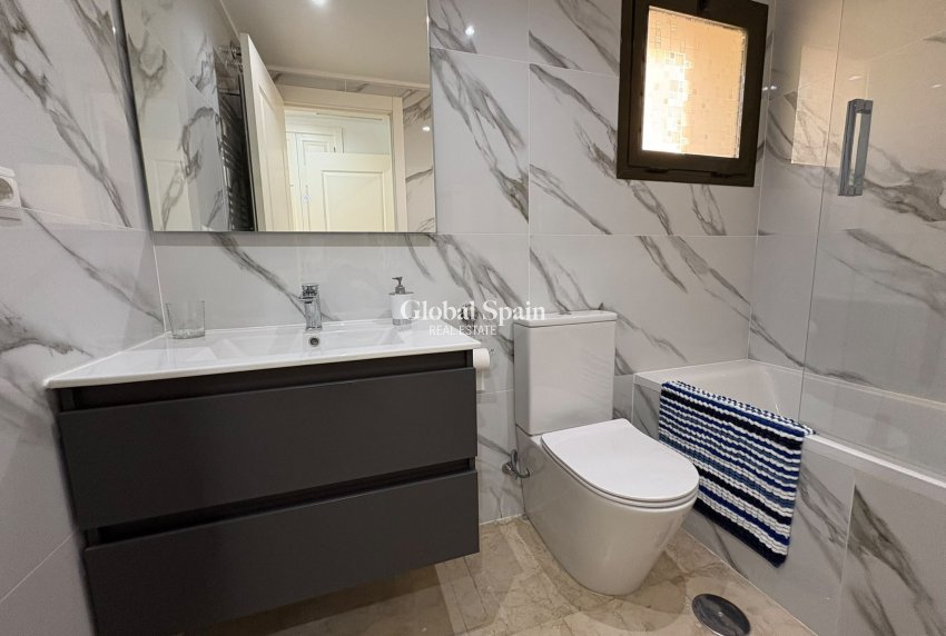 Revente - APPARTEMENT -
LOS ALCÁZARES