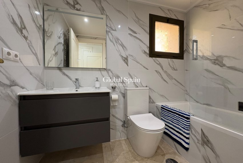 Revente - APPARTEMENT -
LOS ALCÁZARES