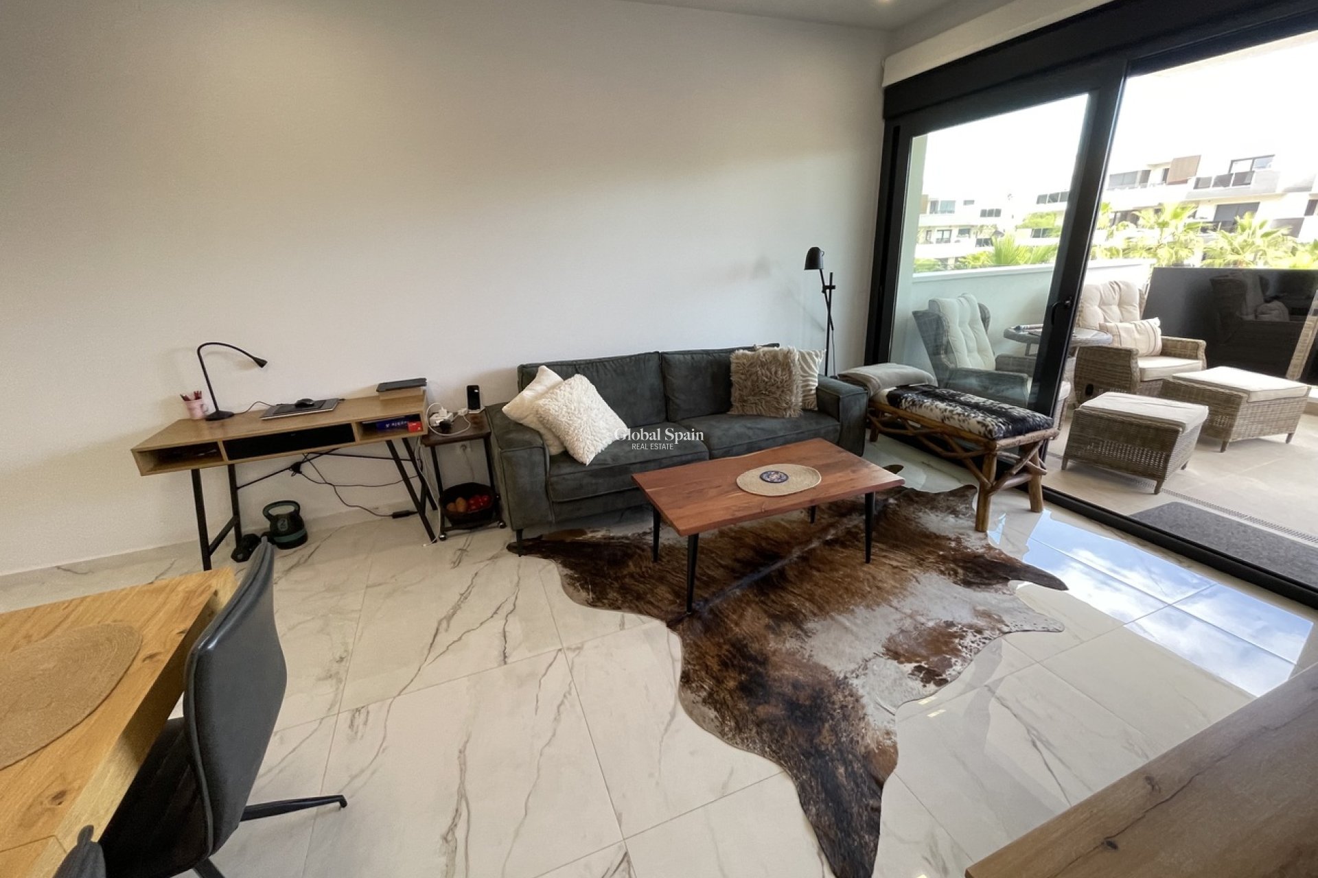 Revente - APPARTEMENT -
LOS BALCONES - LOS ALTOS - Costa Blanca