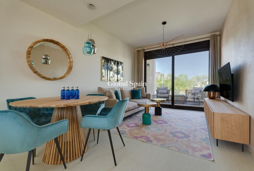 Revente - APPARTEMENT -
LOS BALCONES - LOS ALTOS - Costa Blanca