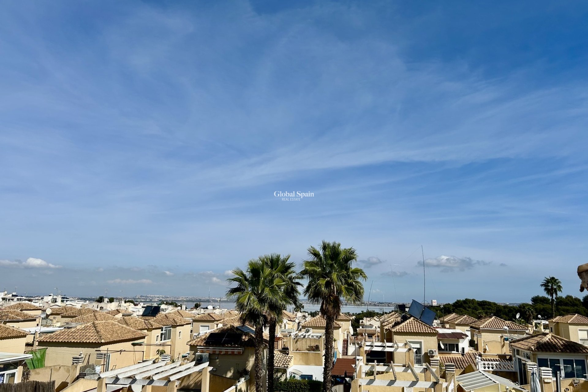 Revente - APPARTEMENT -
LOS BALCONES - LOS ALTOS - Costa Blanca