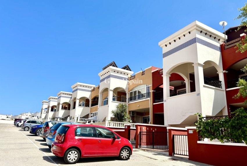 Revente - APPARTEMENT -
LOS BALCONES - LOS ALTOS - Costa Blanca