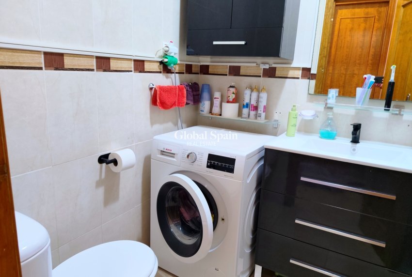 Revente - APPARTEMENT -
LOS BALCONES - LOS ALTOS - Costa Blanca