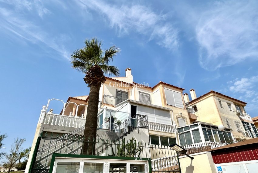 Revente - APPARTEMENT -
LOS BALCONES - LOS ALTOS - Costa Blanca