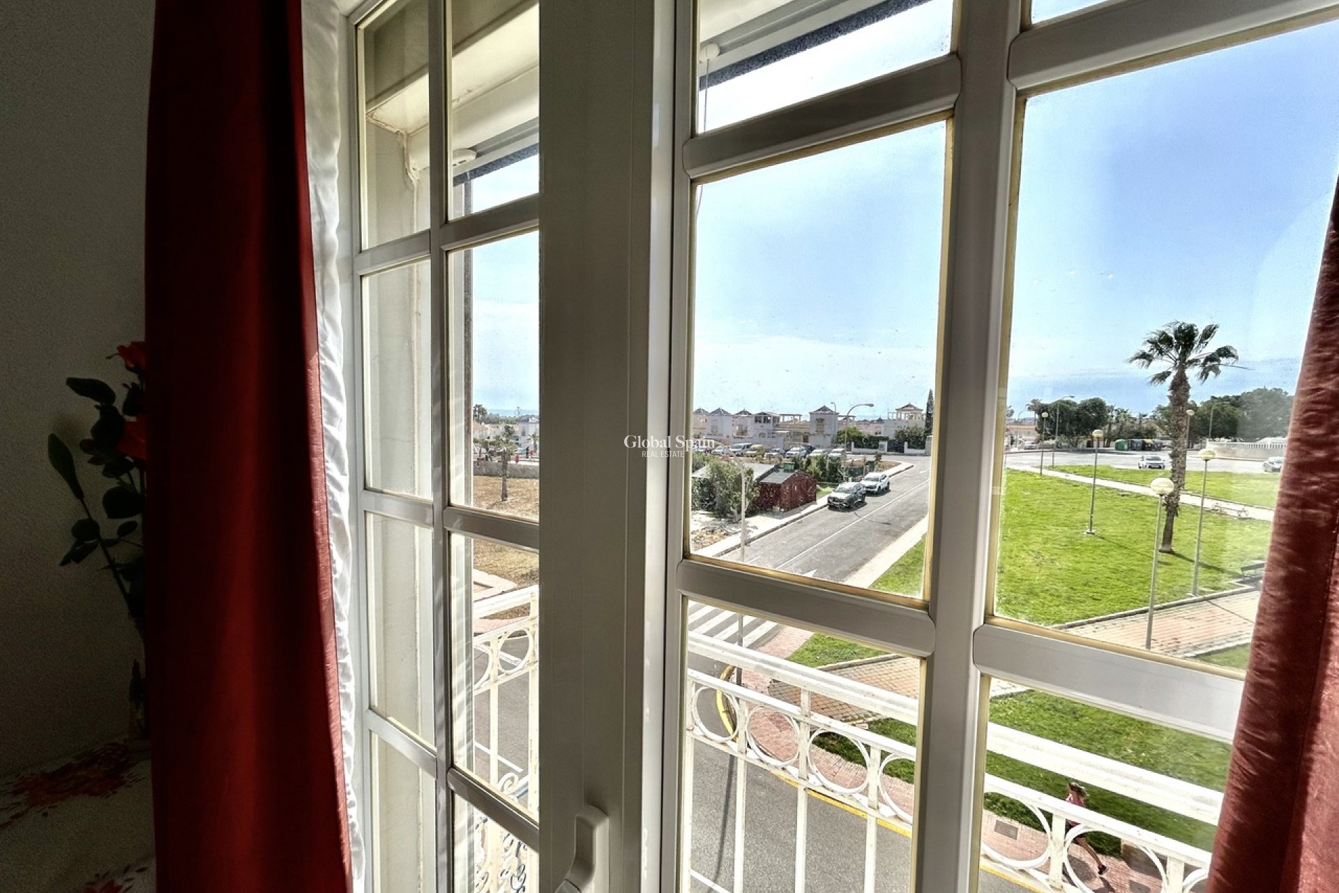 Revente - APPARTEMENT -
LOS BALCONES - LOS ALTOS - Costa Blanca