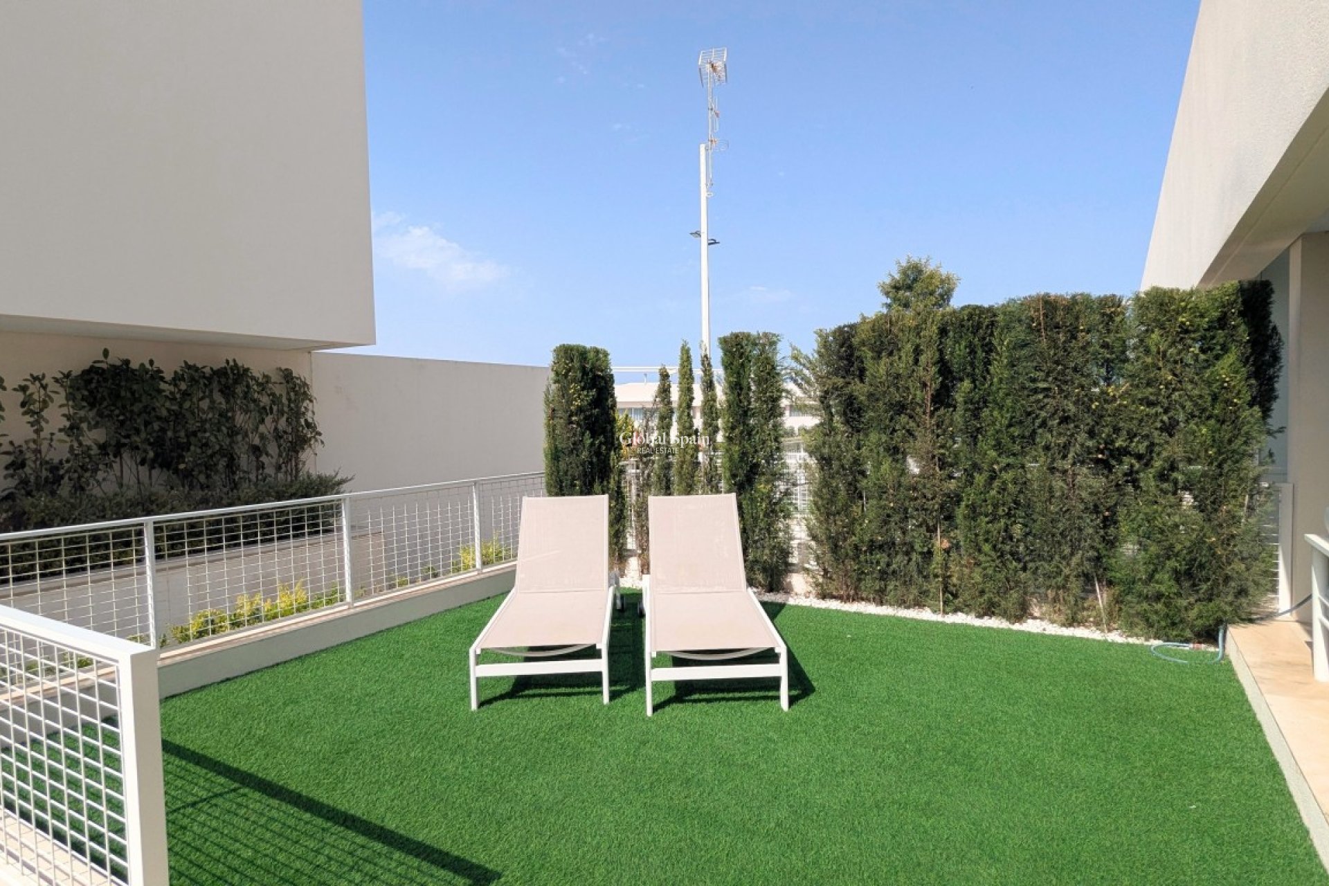 Revente - APPARTEMENT -
LOS BALCONES - LOS ALTOS - Costa Blanca