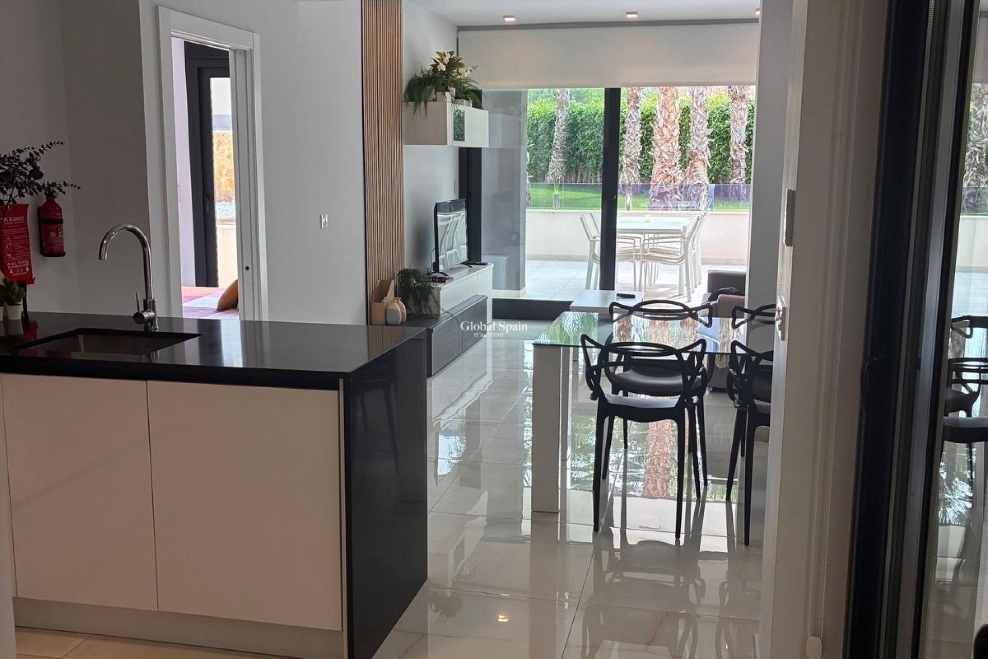 Revente - APPARTEMENT -
LOS BALCONES - LOS ALTOS