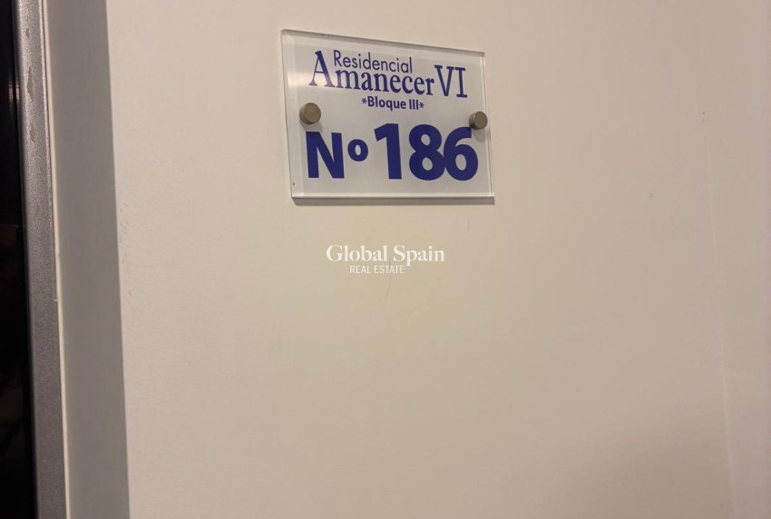 Revente - APPARTEMENT -
LOS BALCONES - LOS ALTOS
