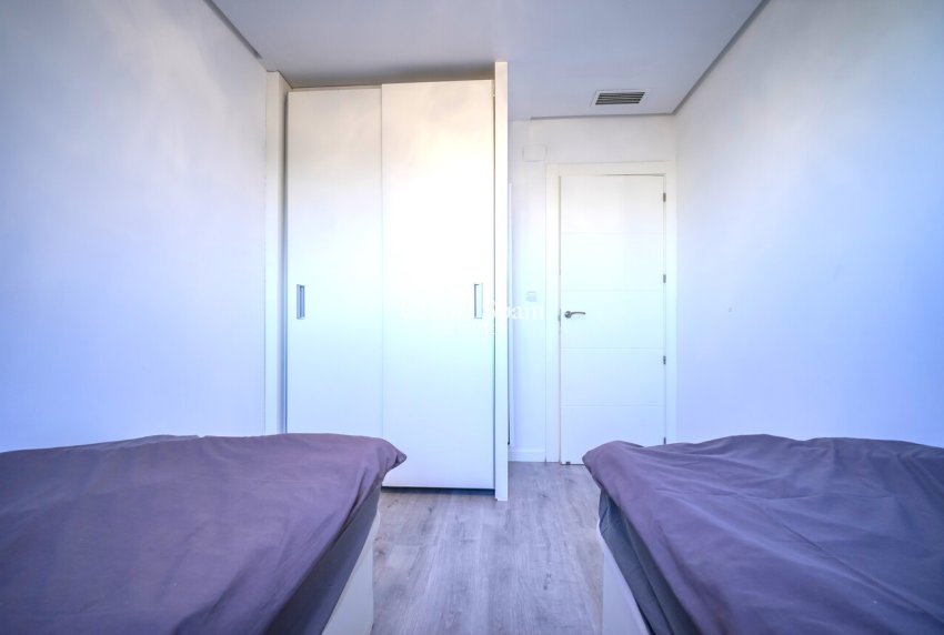 Revente - APPARTEMENT -
LOS DOLSES - Altos de Mediterraneo