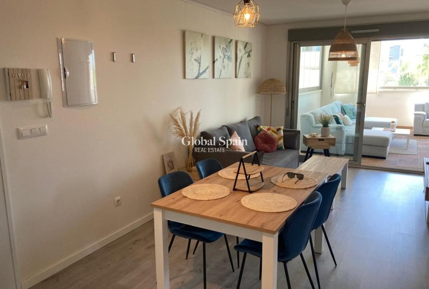Revente - APPARTEMENT -
LOS DOLSES - Costa Blanca