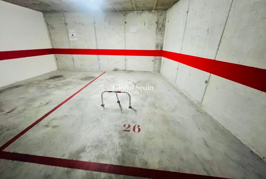 Revente - APPARTEMENT -
LOS DOLSES - Inland