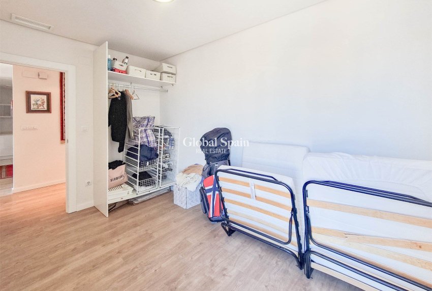 Revente - APPARTEMENT -
LOS DOLSES - Inland