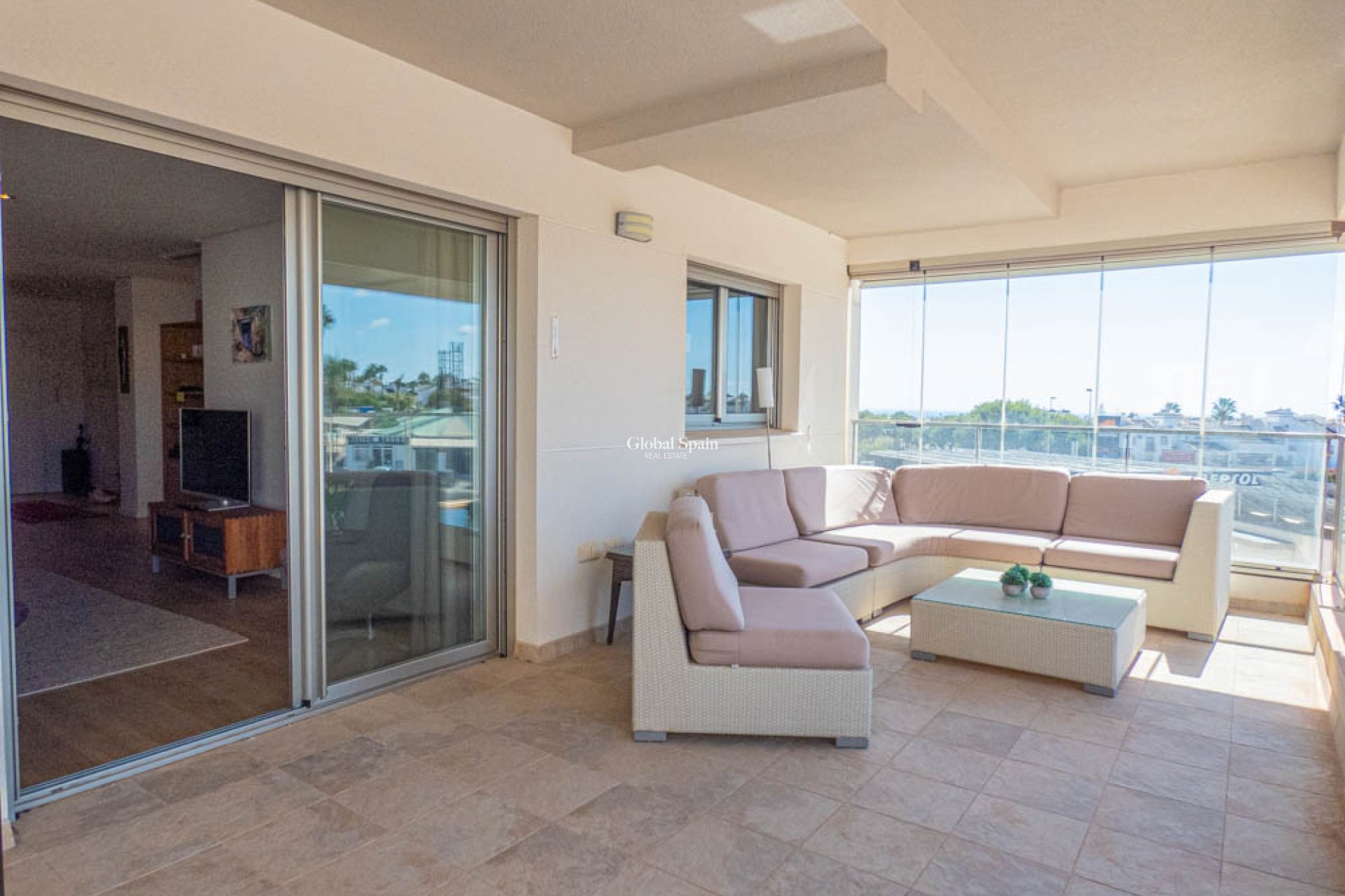 Revente - APPARTEMENT -
LOS DOLSES - Inland