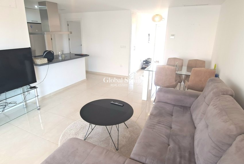Revente - APPARTEMENT -
LOS DOLSES - Inland