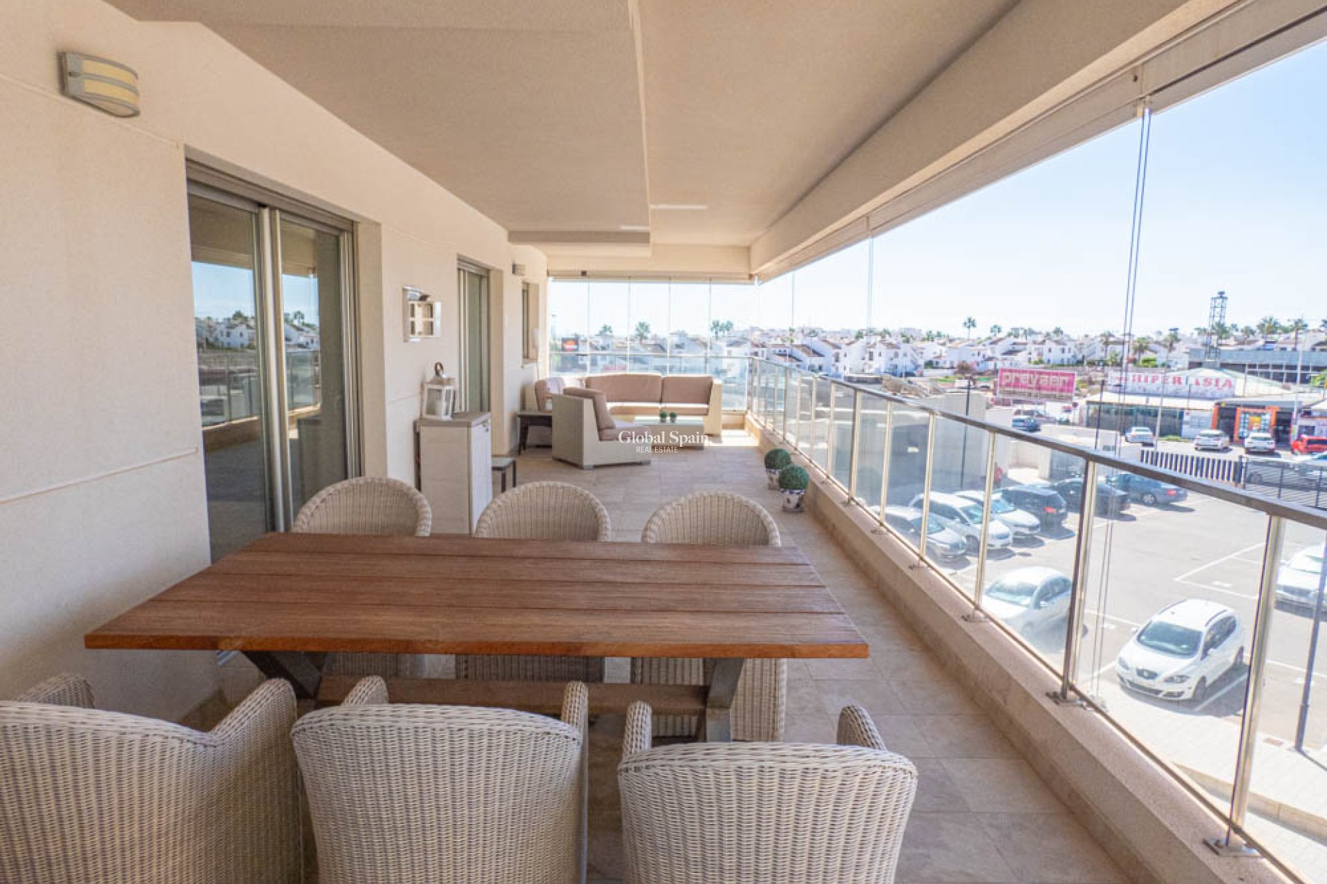 Revente - APPARTEMENT -
LOS DOLSES - Inland