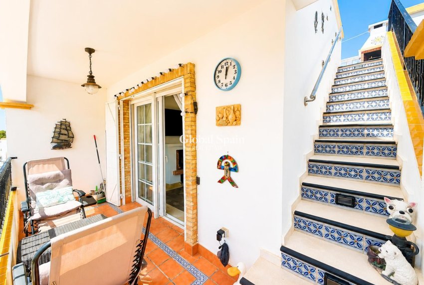 Revente - APPARTEMENT -
LOS DOLSES - Inland