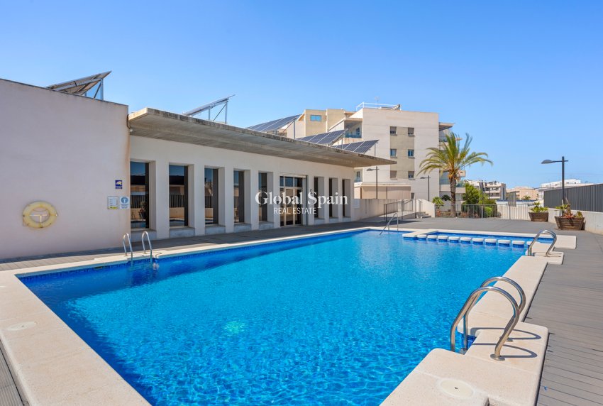 Revente - APPARTEMENT -
LOS DOLSES - Inland