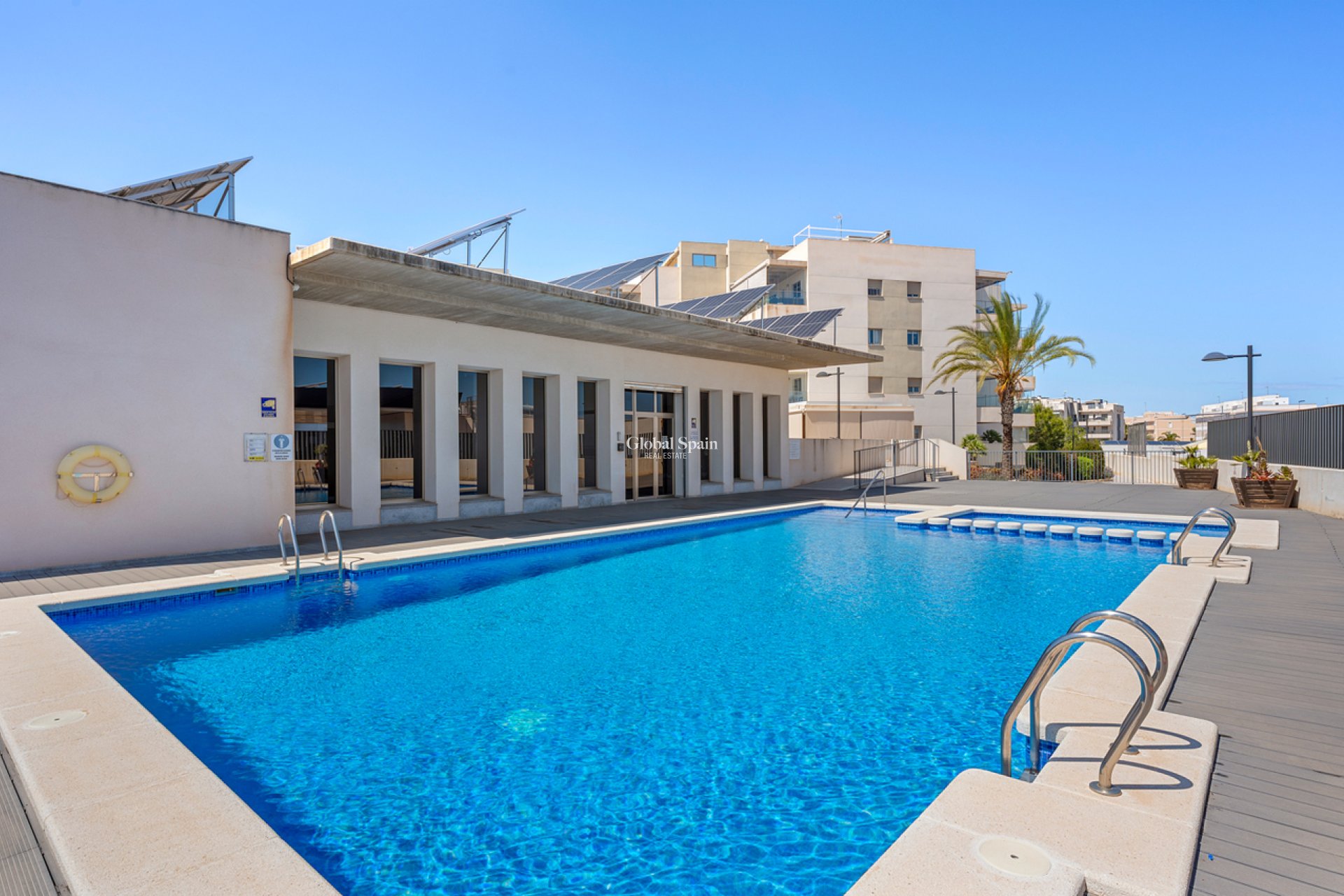 Revente - APPARTEMENT -
LOS DOLSES - Inland