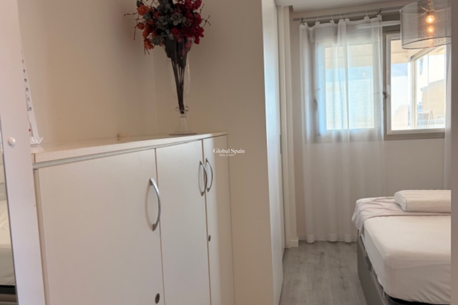 Revente - APPARTEMENT -
LOS DOLSES - Inland