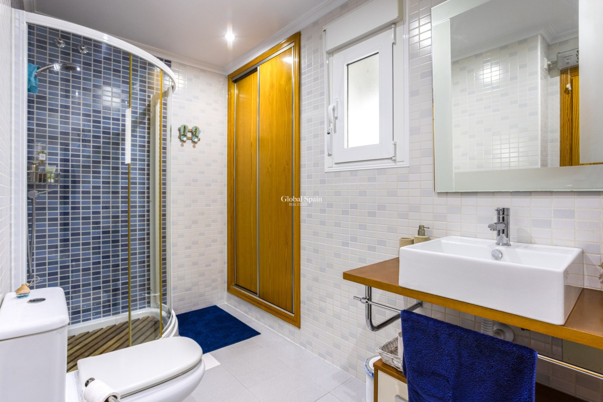 Revente - APPARTEMENT -
LOS MONTESINOS - Costa Blanca