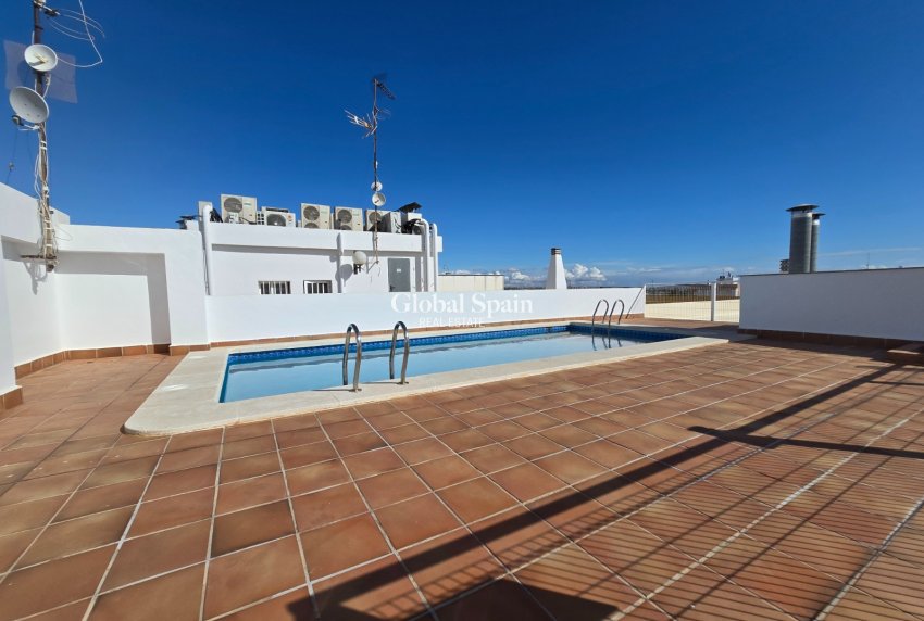 Revente - APPARTEMENT -
LOS MONTESINOS - Costa Blanca