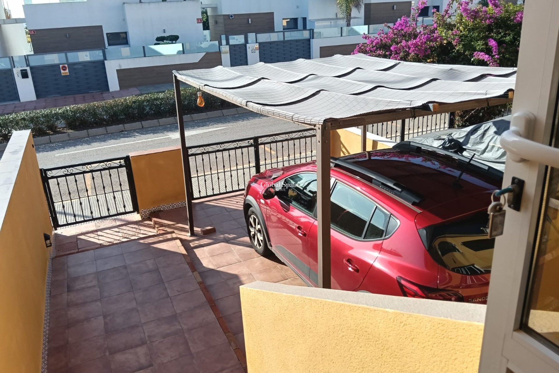 Revente - APPARTEMENT -
LOS MONTESINOS - Costa Blanca