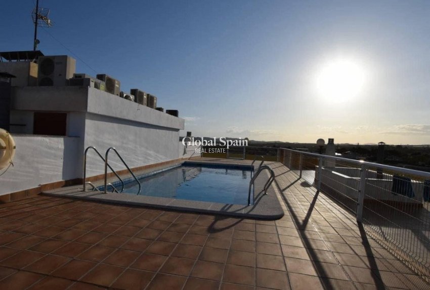 Revente - APPARTEMENT -
LOS MONTESINOS - Costa Blanca