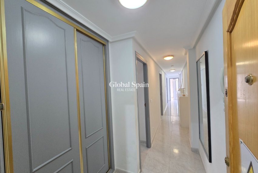 Revente - APPARTEMENT -
LOS MONTESINOS - Costa Blanca